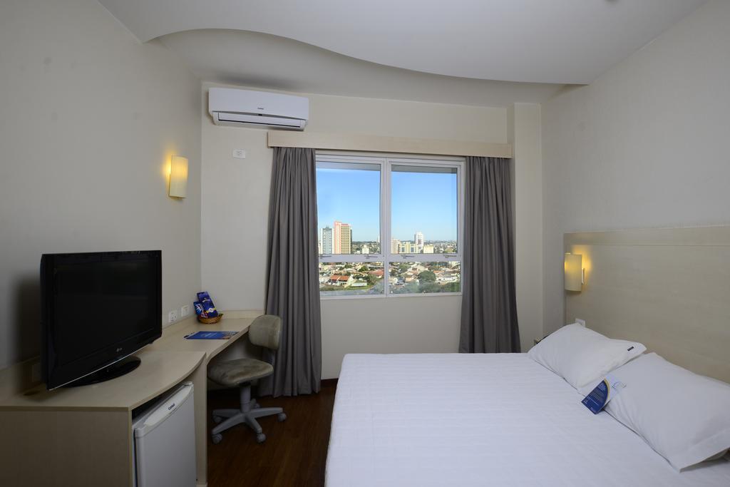 Golden Blue Hotel Londrina Dış mekan fotoğraf