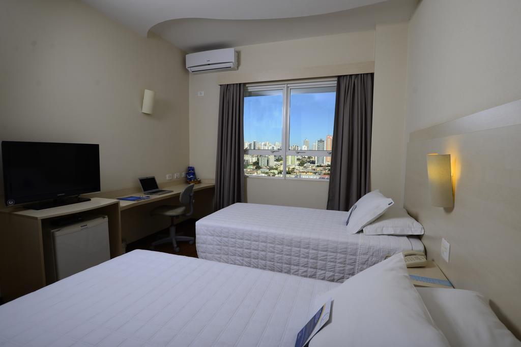 Golden Blue Hotel Londrina Dış mekan fotoğraf